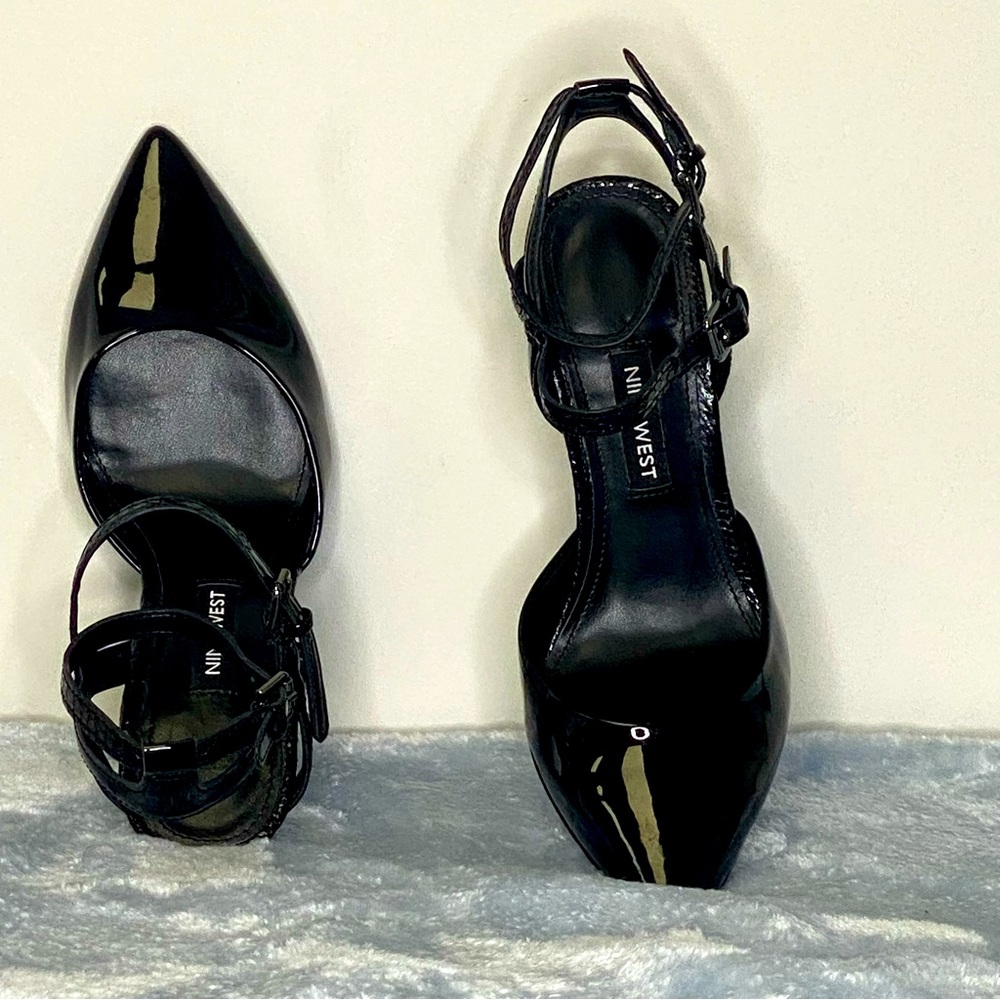 5M black heels Calvin Klein